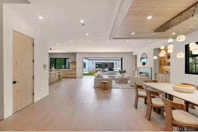 12420 Milbank Street, Studio City, CA 91604 - Photo 5