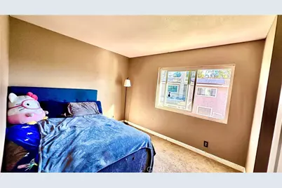 21983 Centurion, Saugus, CA 91350 - Photo 13