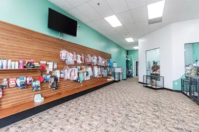 116 E Alameda Avenue, Burbank, CA 91502 - Photo 5