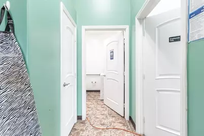 116 E Alameda Avenue, Burbank, CA 91502 - Photo 15