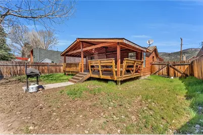 1124 W Country Club Boulevard, Big Bear City, CA 92314 - Photo 23