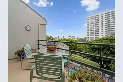 2910 Neilson Way #503, Santa Monica, CA 90405 - Photo 3