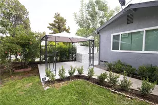 22257 MacFarlane Dr, Woodland Hills, CA 91364 - Photo 27