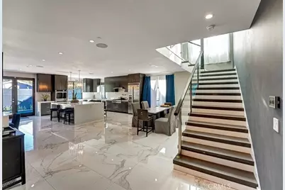 2012 S Curson, Los Angeles, CA 90016 - Photo 7