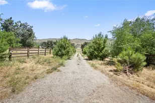 8768 Leona Ave, Leona Valley, CA 93551 - Photo 35