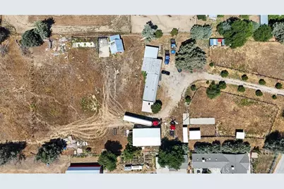 8768 Leona Avenue, Leona Valley, CA 93551 - Photo 45