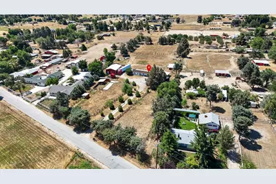 8768 Leona Avenue, Leona Valley, CA 93551 - Photo 41