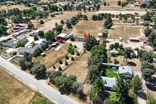 8768 Leona Ave, Leona Valley, CA 93551 - Photo 41