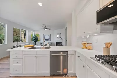 14221 Wrangell Ln, Canyon Country, CA 91387 - Photo 27