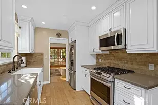 6941 Louise Ave, Lake Balboa, CA 91406 - Photo 5