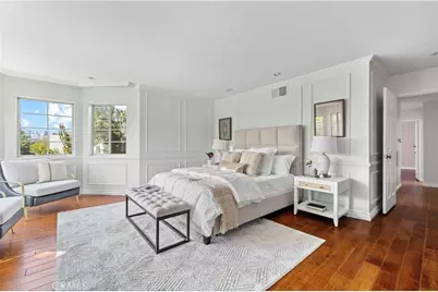 18135 Burbank Boulevard #3, Tarzana, CA 91356 - Photo 5