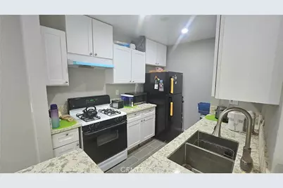 17900 Sherman Way #226, Reseda, CA 91335 - Photo 17
