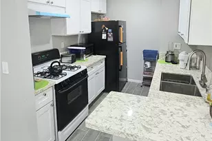 17900 Sherman Way, Reseda, CA 91335 - Photo 19