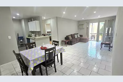 17900 Sherman Way #226, Reseda, CA 91335 - Photo 5