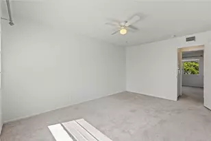 19041 Hamlin, Reseda, CA 91335 - Photo 13