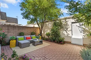 19041 Hamlin, Reseda, CA 91335 - Photo 1