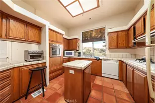 29315 121st St E, Juniper Hills, CA 93543 - Photo 11