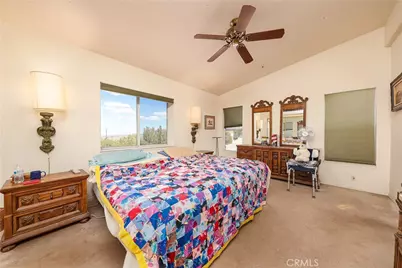 29315 121st St E, Juniper Hills, CA 93543 - Photo 17