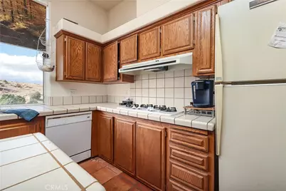 29315 121st St E, Juniper Hills, CA 93543 - Photo 13