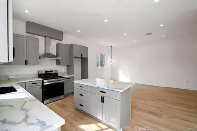 7842 Lasaine Avenue, Northridge, CA 91325 - Photo 23