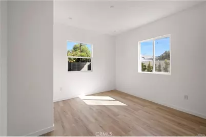 7842 Lasaine Avenue, Northridge, CA 91325 - Photo 27