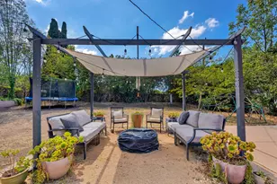 1322 E Avenida De Los Arboles, Thousand Oaks, CA 91360 - Photo 25
