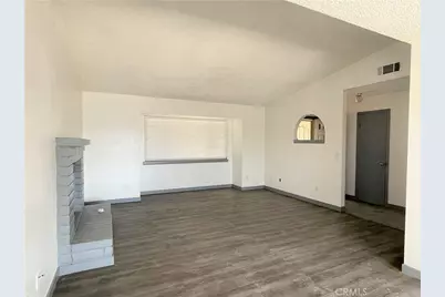 10416 Peach Avenue, California City, CA 93505 - Photo 7