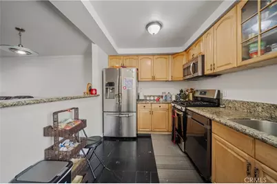 9051 Cedros Avenue #5, Panorama City, CA 91402 - Photo 5