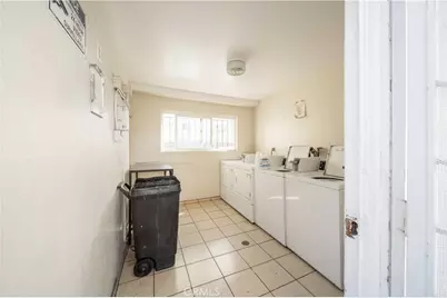 9051 Cedros Avenue #5, Panorama City, CA 91402 - Photo 19