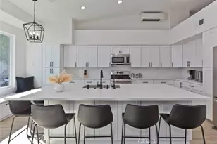 1105 E Via Via San Michael Rd, Palm Springs, CA 92262 - Photo 5