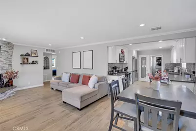 5327 W Avenue L2, Lancaster, CA 93536 - Photo 7
