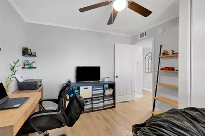 5327 W Avenue L2, Lancaster, CA 93536 - Photo 13
