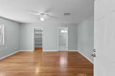 7135 Geyser Avenue, Reseda, CA 91335 - Photo 11