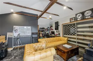 10441 Bloomfield, Toluca Lake, CA 91602 - Photo 55