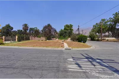 287 287 E Calaveras, Altadena, CA 91001 - Photo 13