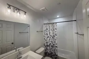 8240 Hemlock Ave, California City, CA 93505 - Photo 11