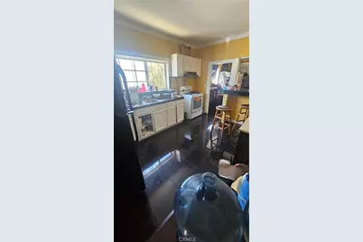 736 W 41st Place, Los Angeles, CA 90037 - Photo 9