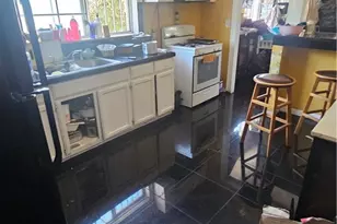 736 W 41st Pl, Los Angeles, CA 90037 - Photo 9