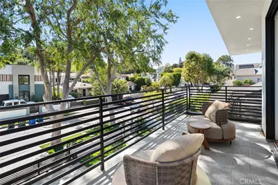 14519 Greenleaf Street, Sherman Oaks, CA 91403 - Photo 19