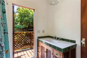 2100 Holly Dr, Los Angeles, CA 90068 - Photo 15