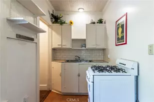 2100 Holly Dr, Los Angeles, CA 90068 - Photo 23