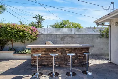 17941 Emelita Street, Encino, CA 91316 - Photo 25