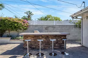 17941 Emelita St, Encino, CA 91316 - Photo 25