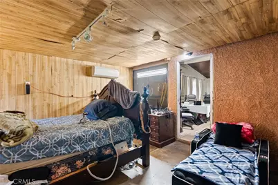 11819 Chivers Avenue, Pacoima, CA 91331 - Photo 11