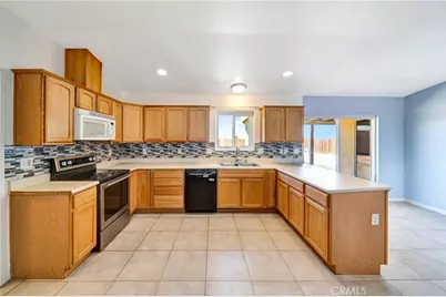 9011 Viburnum, California City, CA 93505 - Photo 9