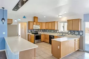 9011 Viburnum, California City, CA 93505 - Photo 15