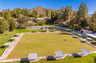 19828 Spanish Oak Dr, Newhall, CA 91321 - Photo 33