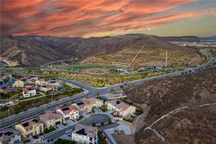 19230 Blackthorn Dr, Saugus, CA 91351 - Photo 37