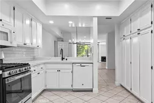 1630 S Bentley Ave, Los Angeles, CA 90025 - Photo 11