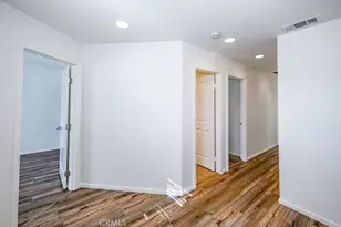 23321 Beachcomber Ln, Valencia, CA 91355 - Photo 31